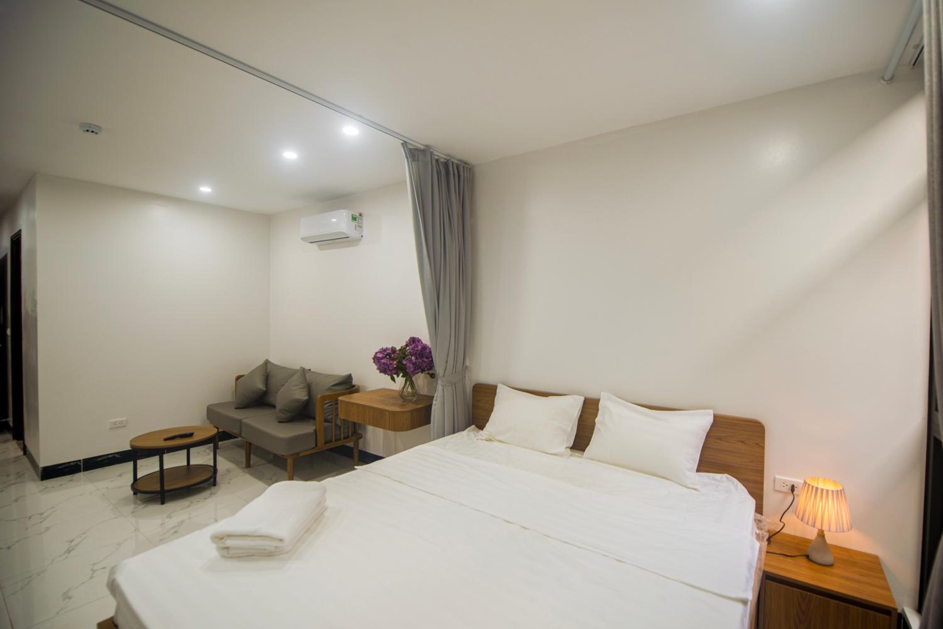 Confetti Apartment Nguyễn Công Trứ
