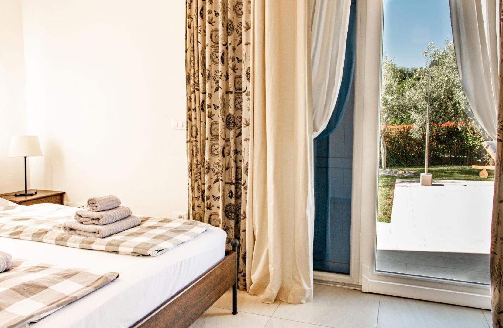 Beautiful Villa Torre I with whirlpool in Tar