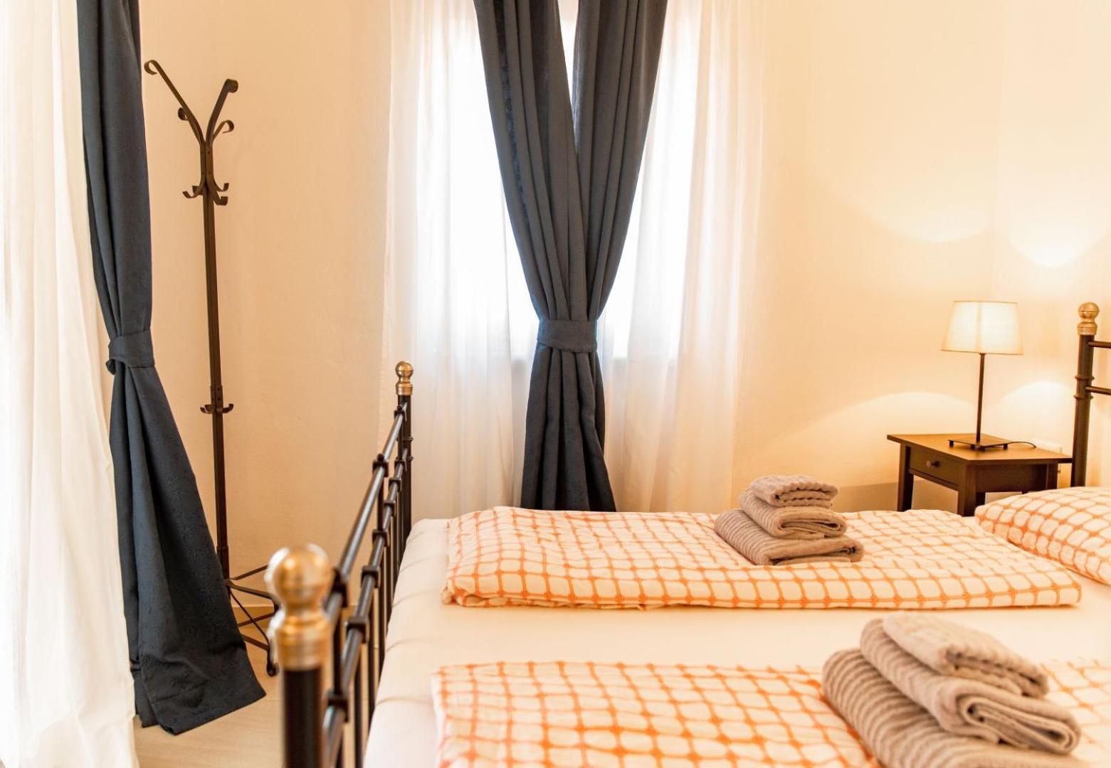 Beautiful Villa Torre I with whirlpool in Tar