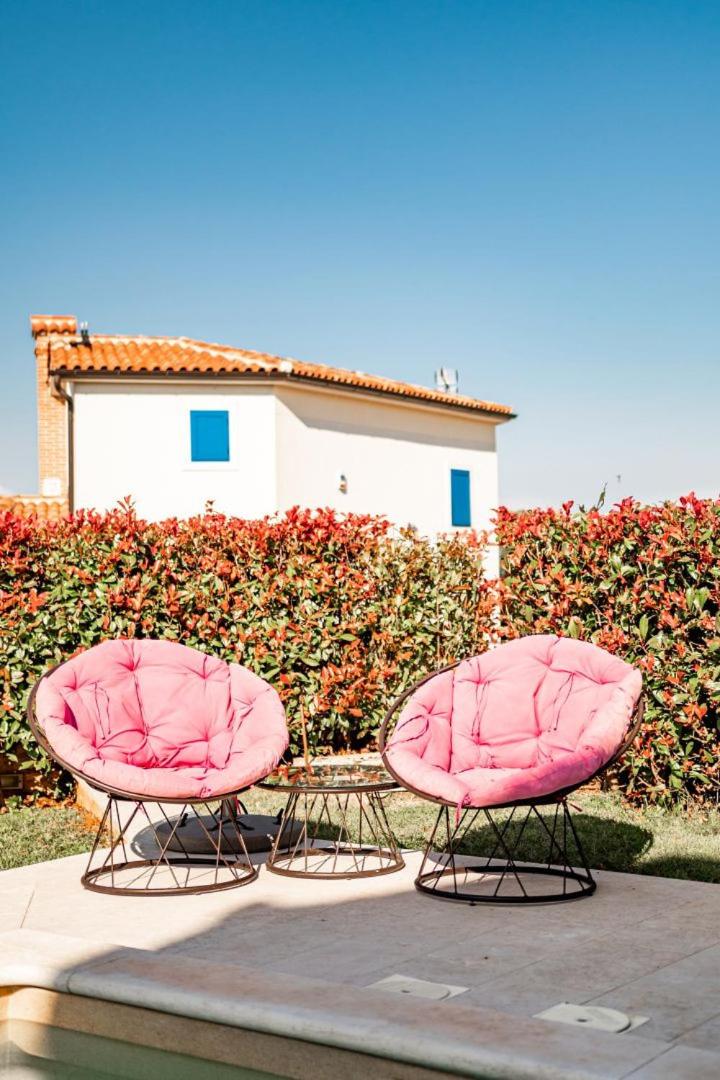 Beautiful Villa Torre I with whirlpool in Tar