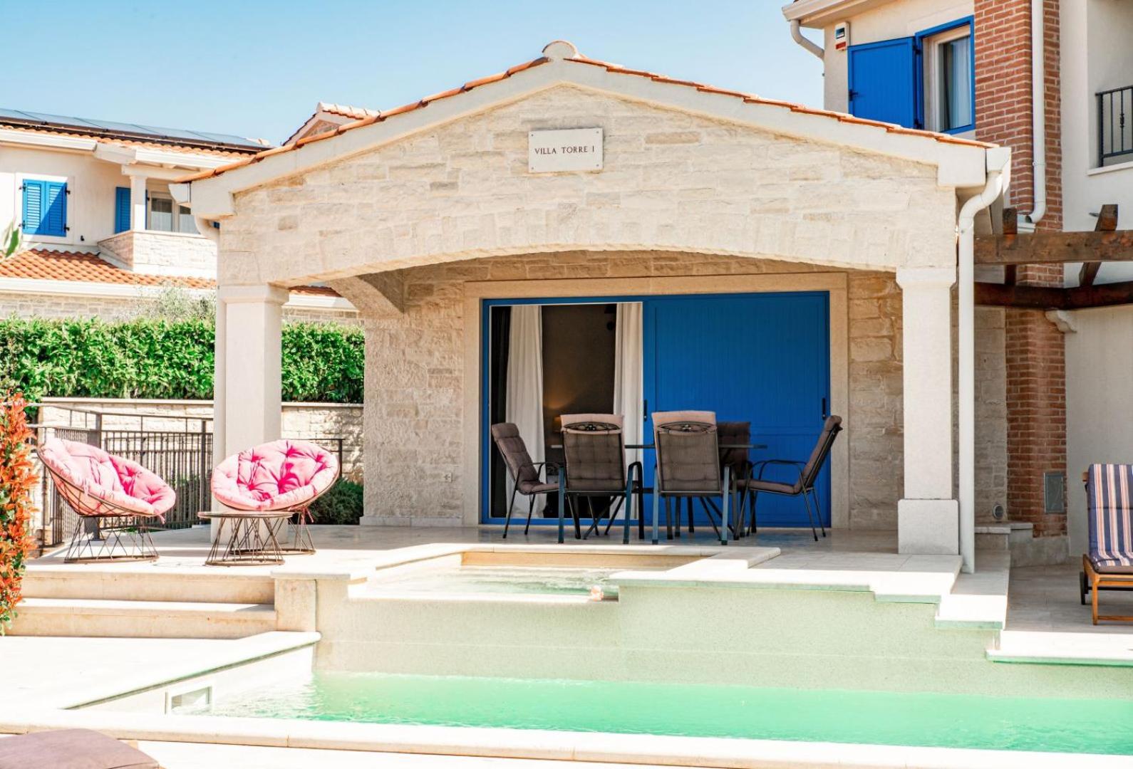 Beautiful Villa Torre I with whirlpool in Tar