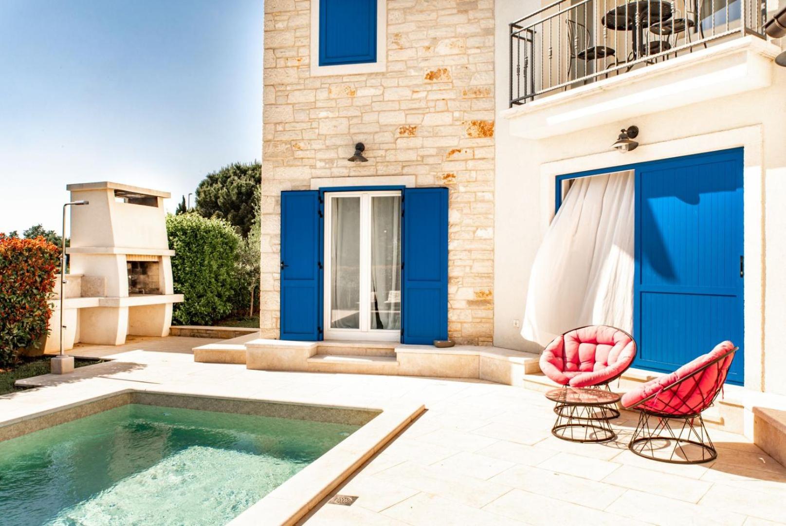 Beautiful Villa Torre II with whirlpool in Tar view 2