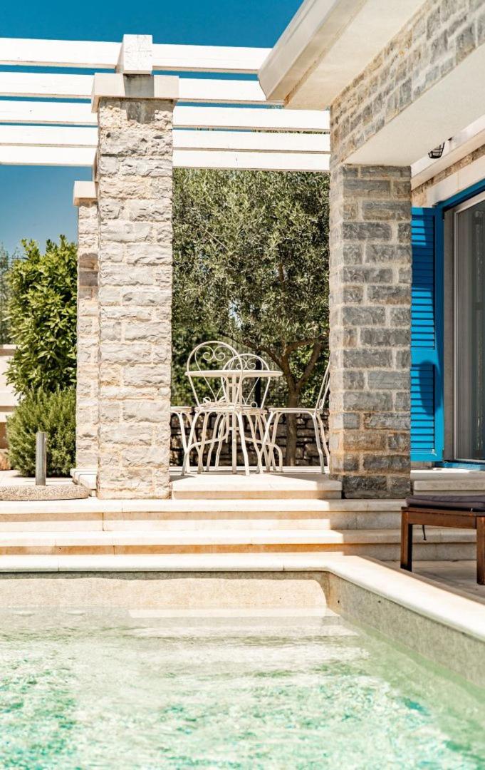 Beautiful Villa Torre III with sauna in Tar