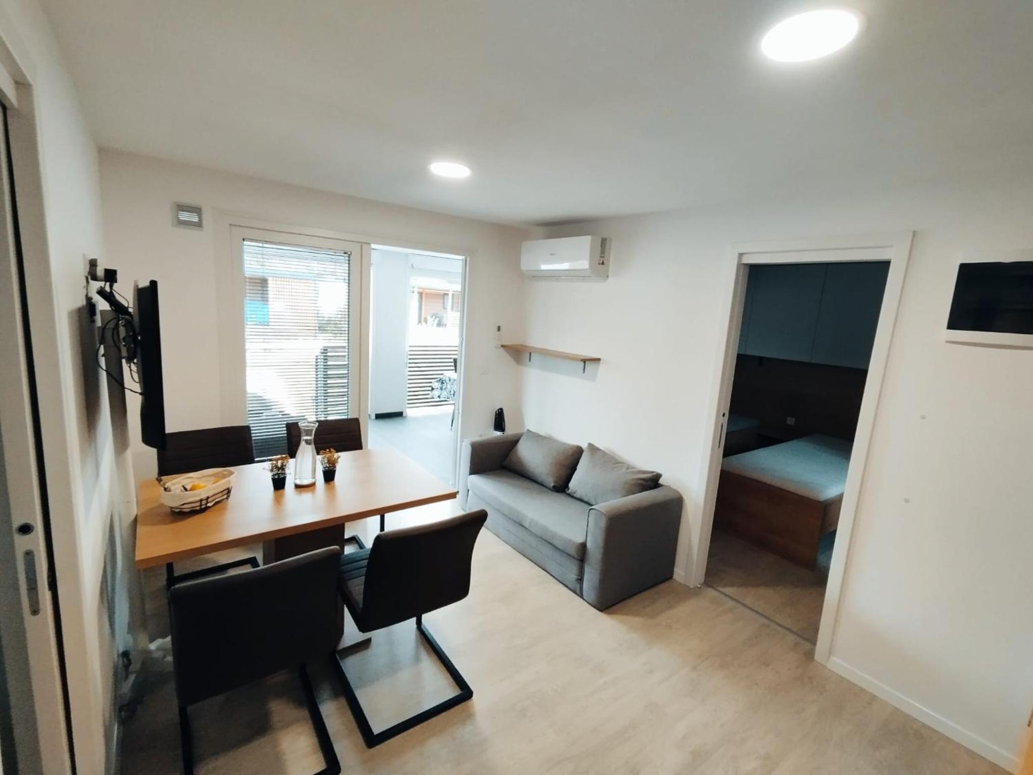 Mobilheim-Pia Superb, mit Pool, Top für Familien mit Kindern view 3