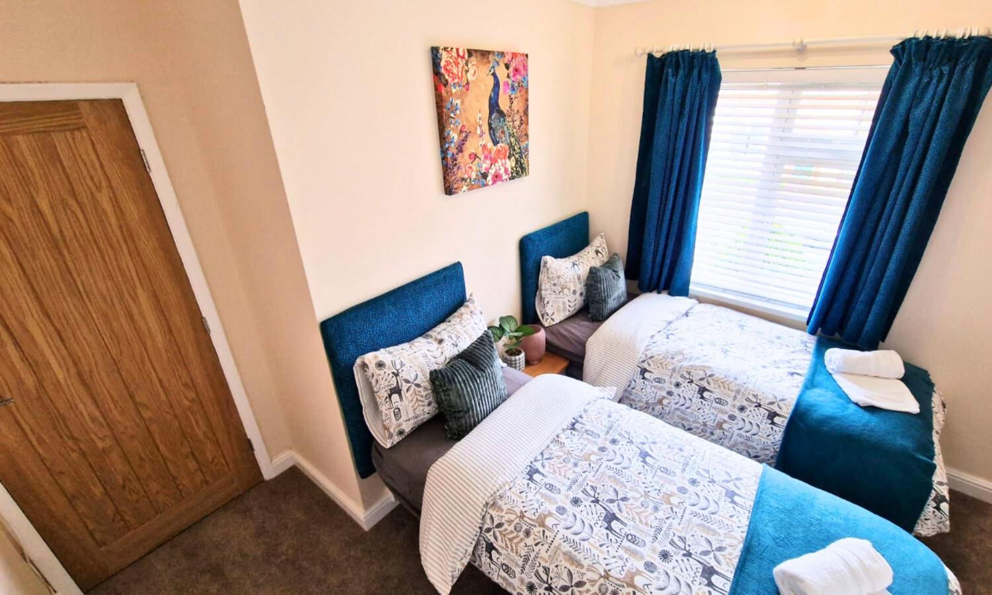 Deluxe Apartment - Leicester University view 2