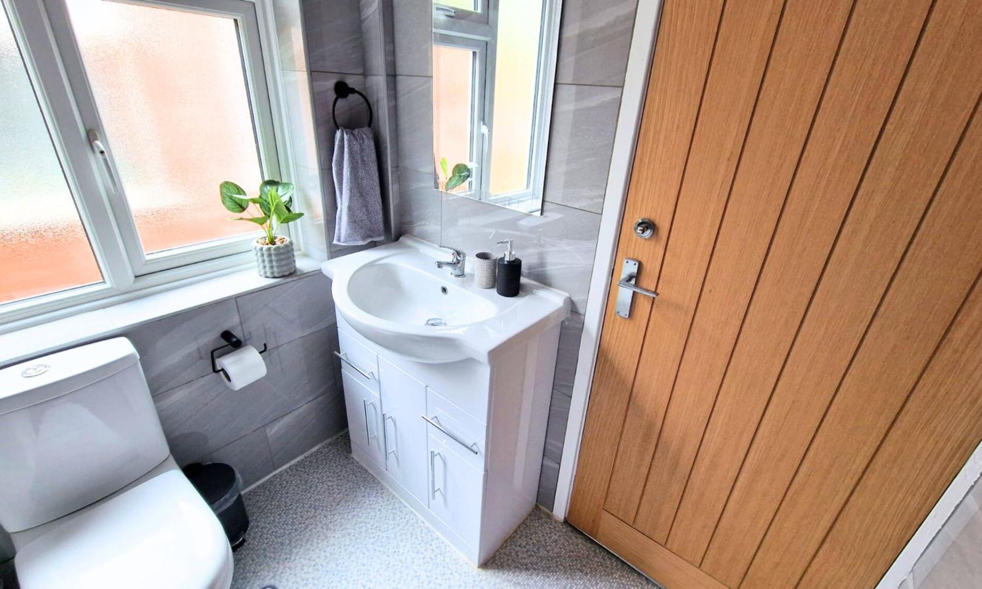 Deluxe Apartment - Leicester University view 5