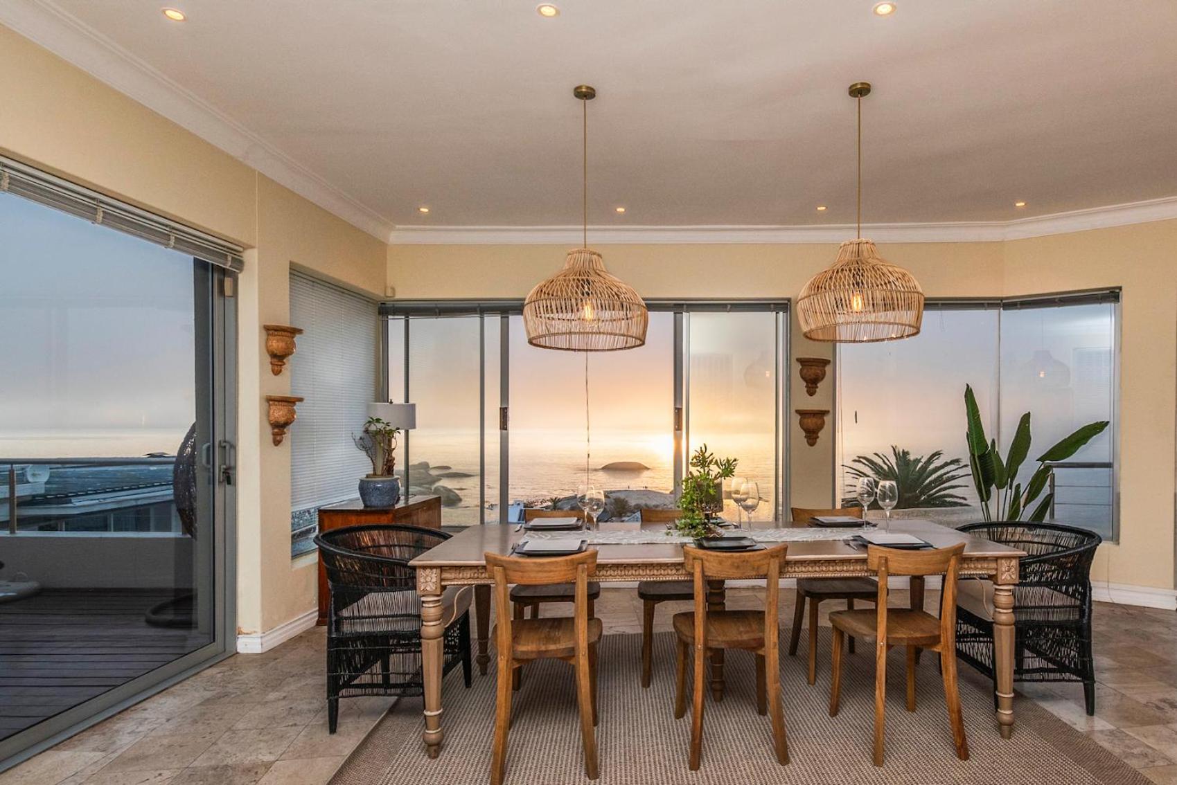 Stylish Penthouse with 180 degree Ocean Views! view 3
