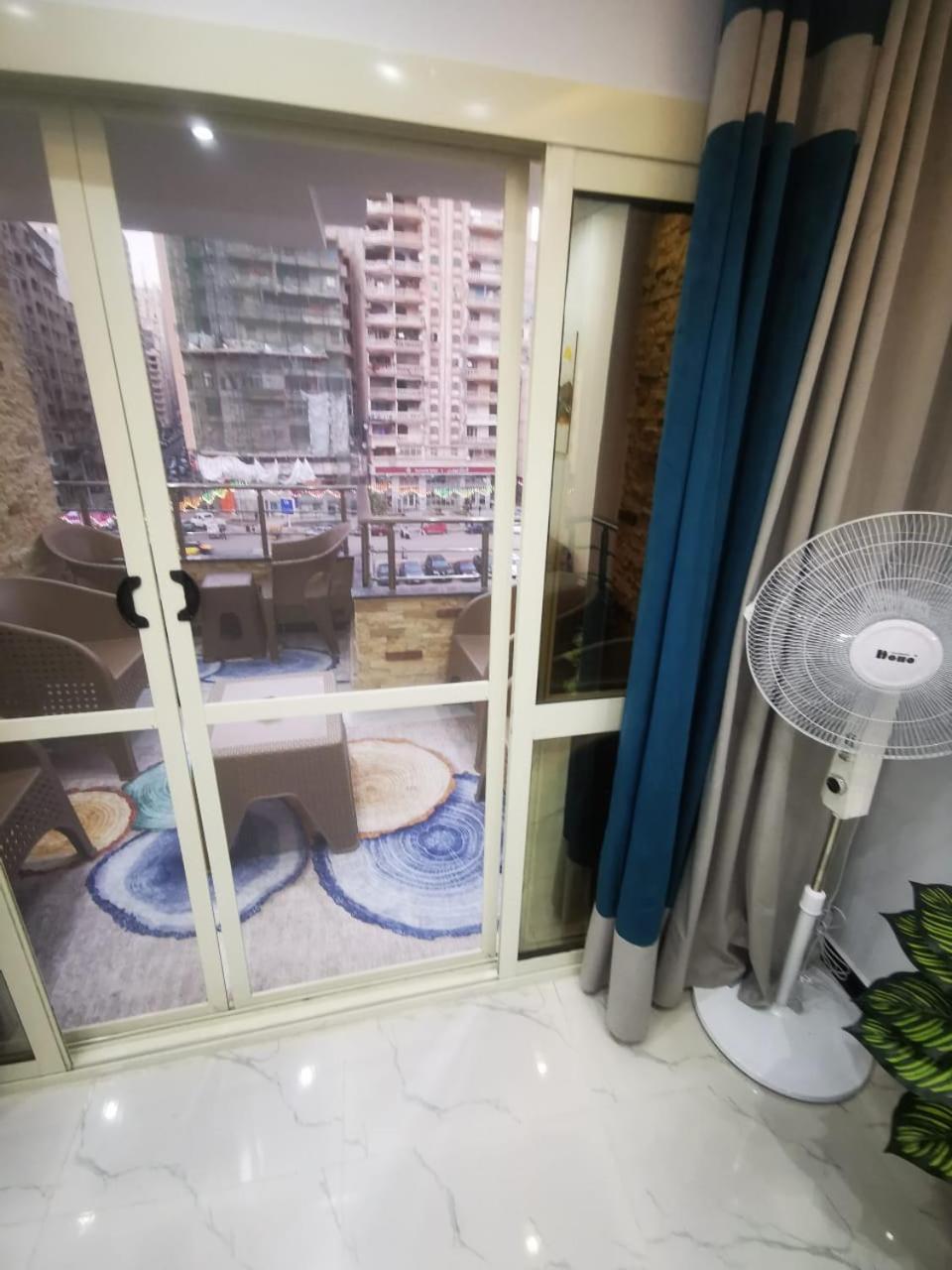 Sidi Beshr Luxury apartment Side Seaview