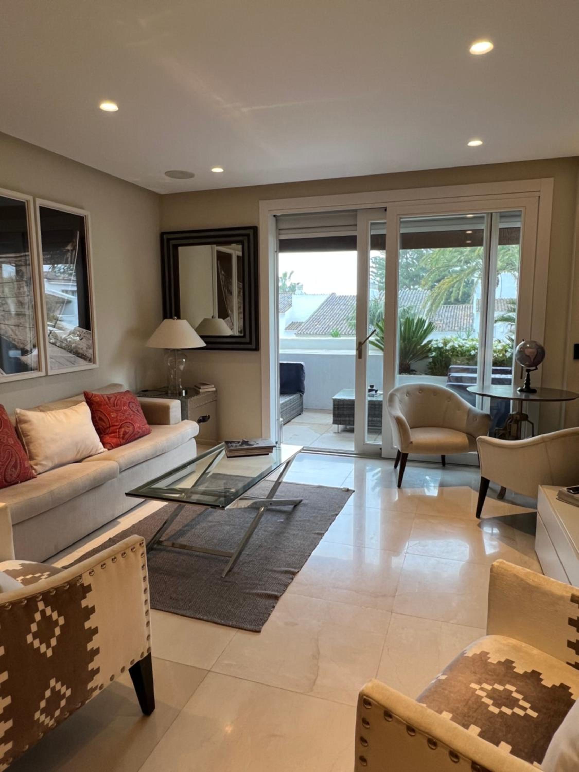 Luxury Suite in Puente-Romano photo 3