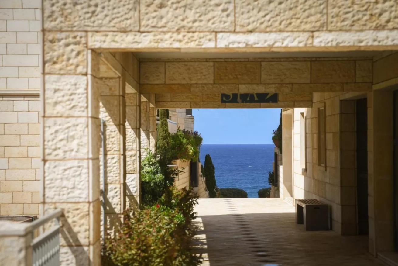 Andromedas Charm Old-Jaffa Haven