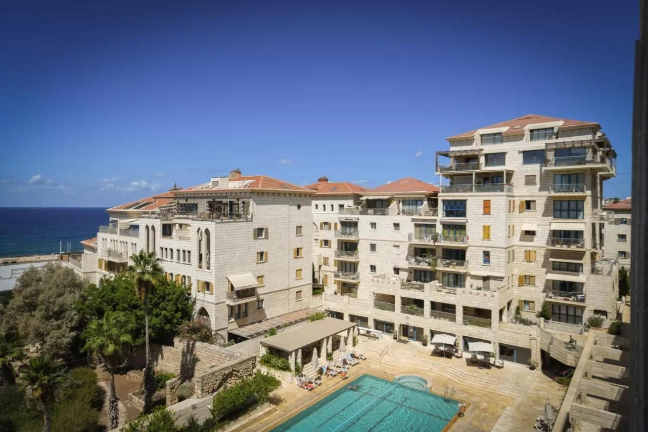 Andromedas Charm Old-Jaffa Haven
