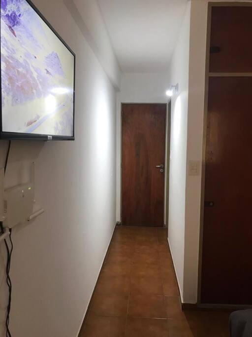 Impecable departamento céntrico.