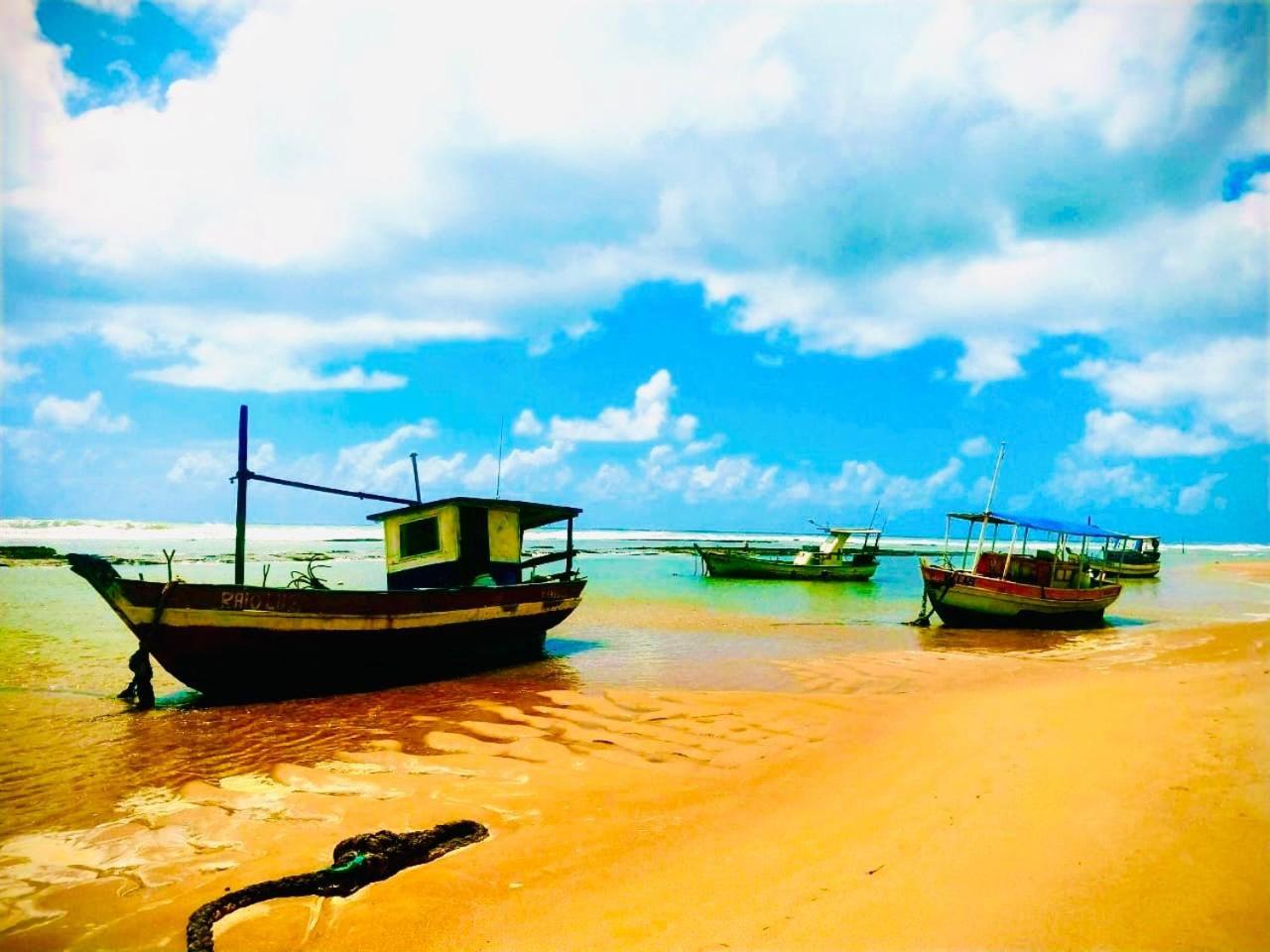 Apartamento amplo de frente para o mar em Resort