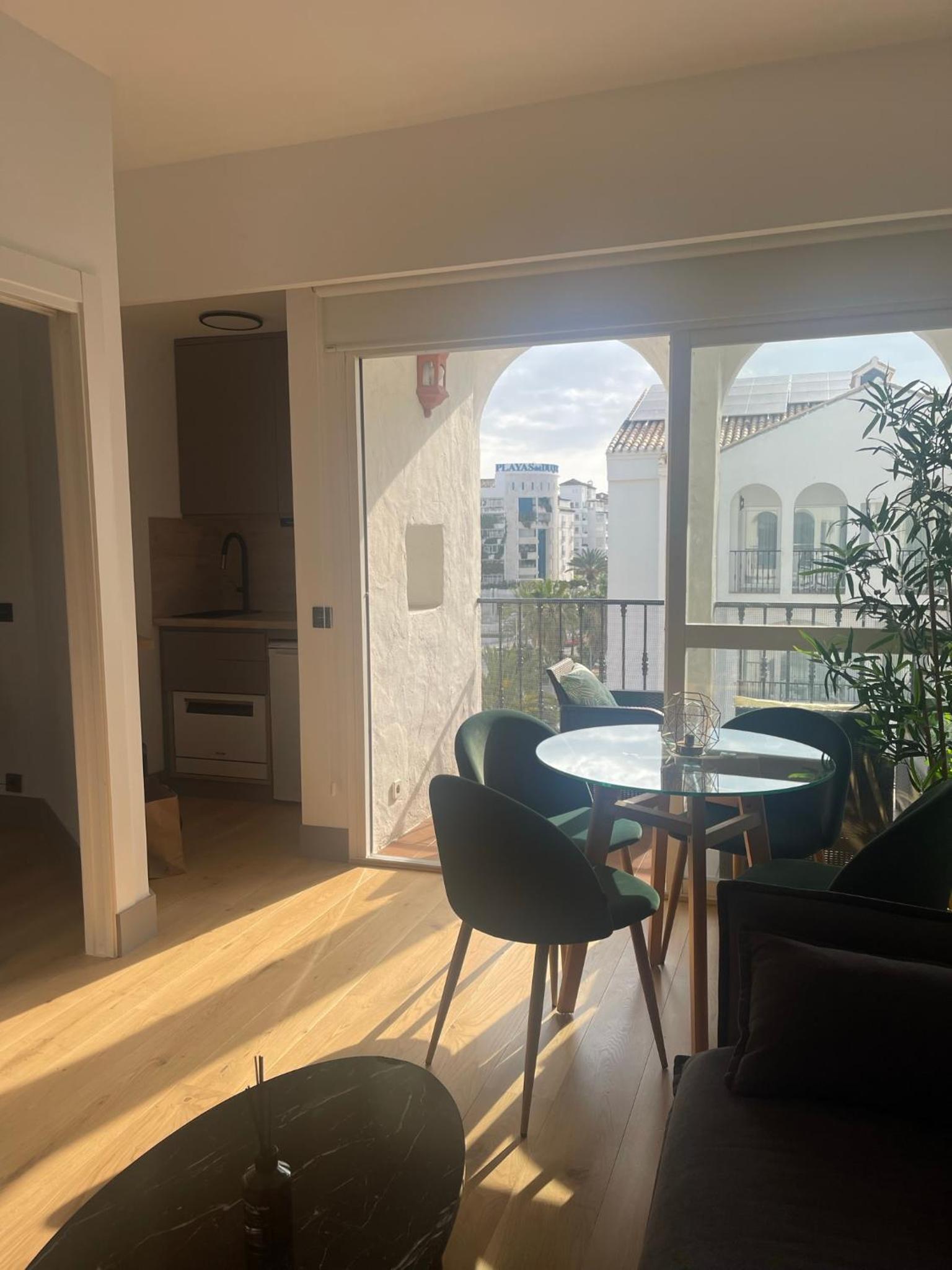 Apartamento privado en hotel occidental puerto Banús