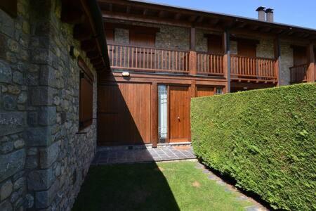 Casa Prat de la Quimeta view 3