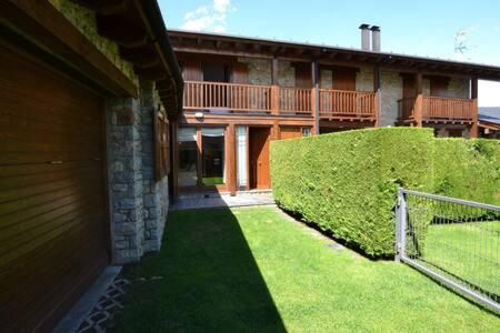 Casa Prat de la Quimeta view 5