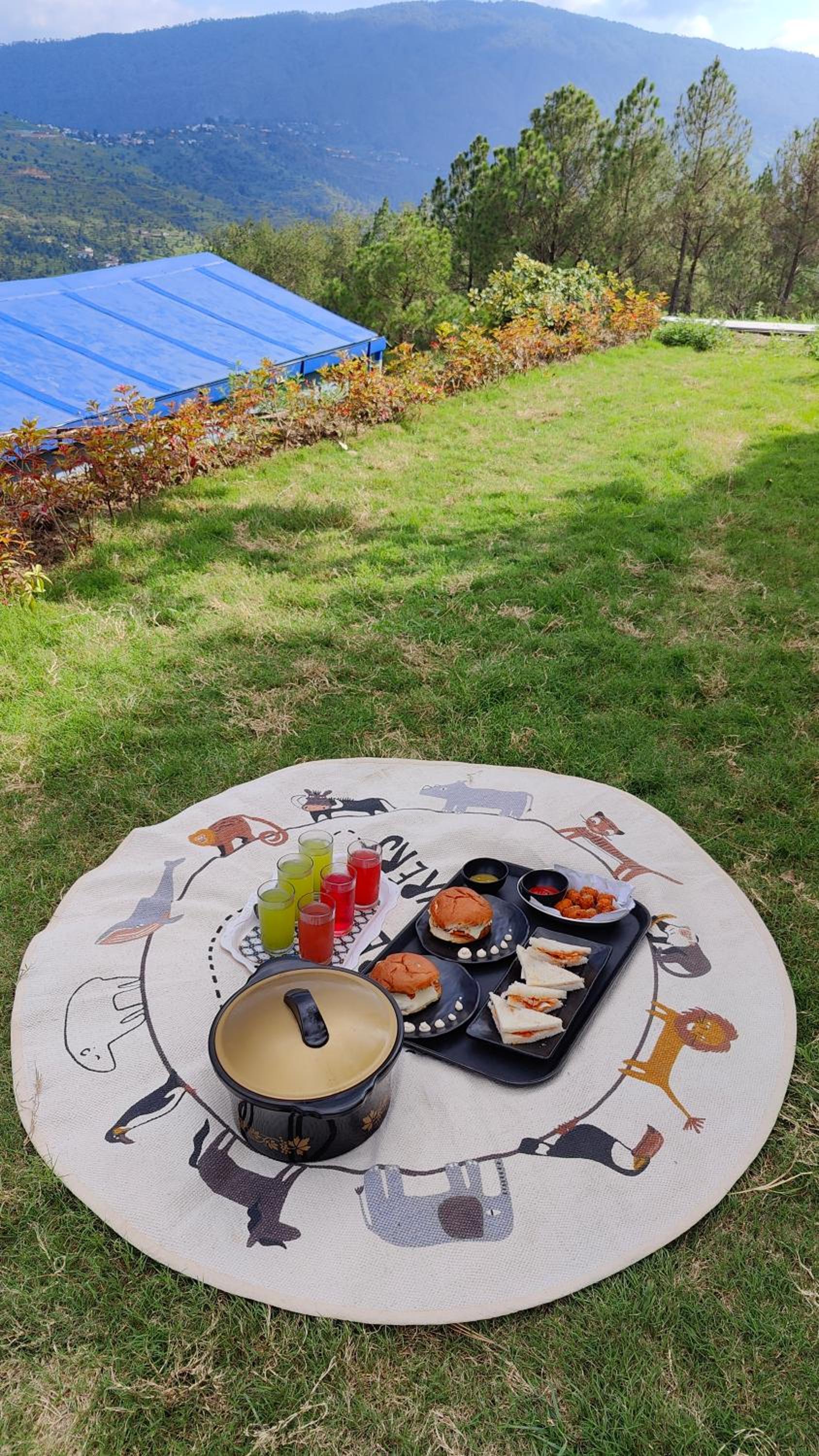 Adaara Retreat - Pet Friendly Cottages, Almora