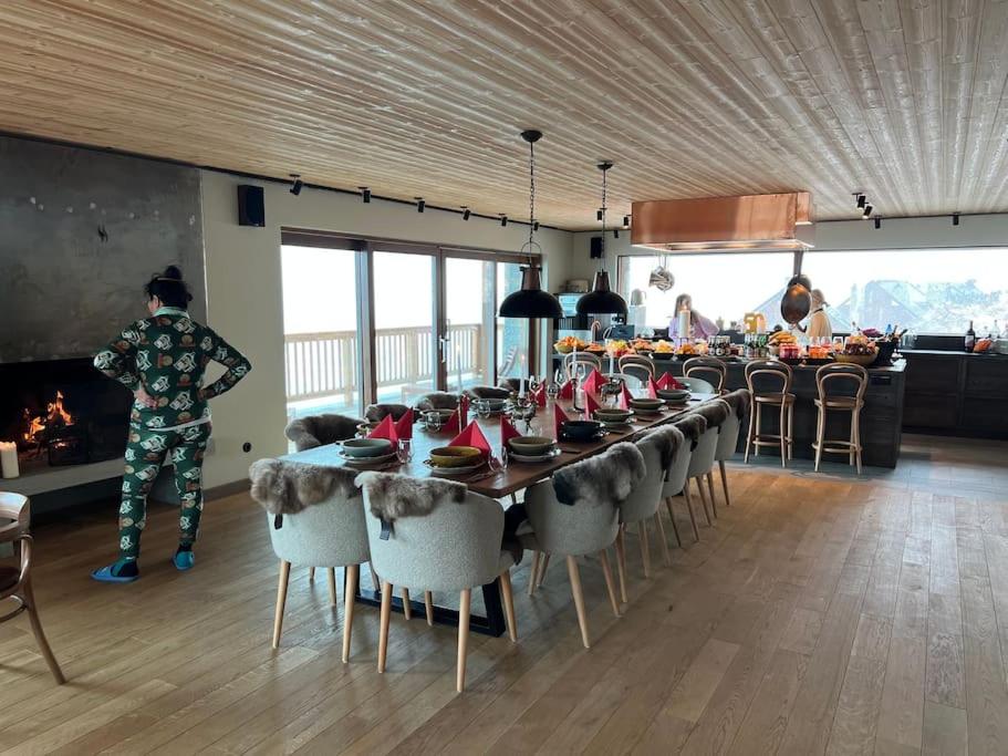 Skiing Resort In The Italian Alps, Chalet Cervinia view 5