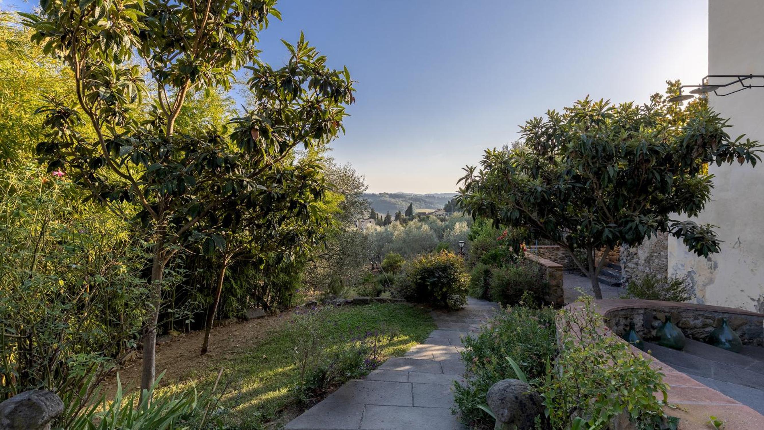 VILLA TREGGIAIA 12&2, Emma Villas