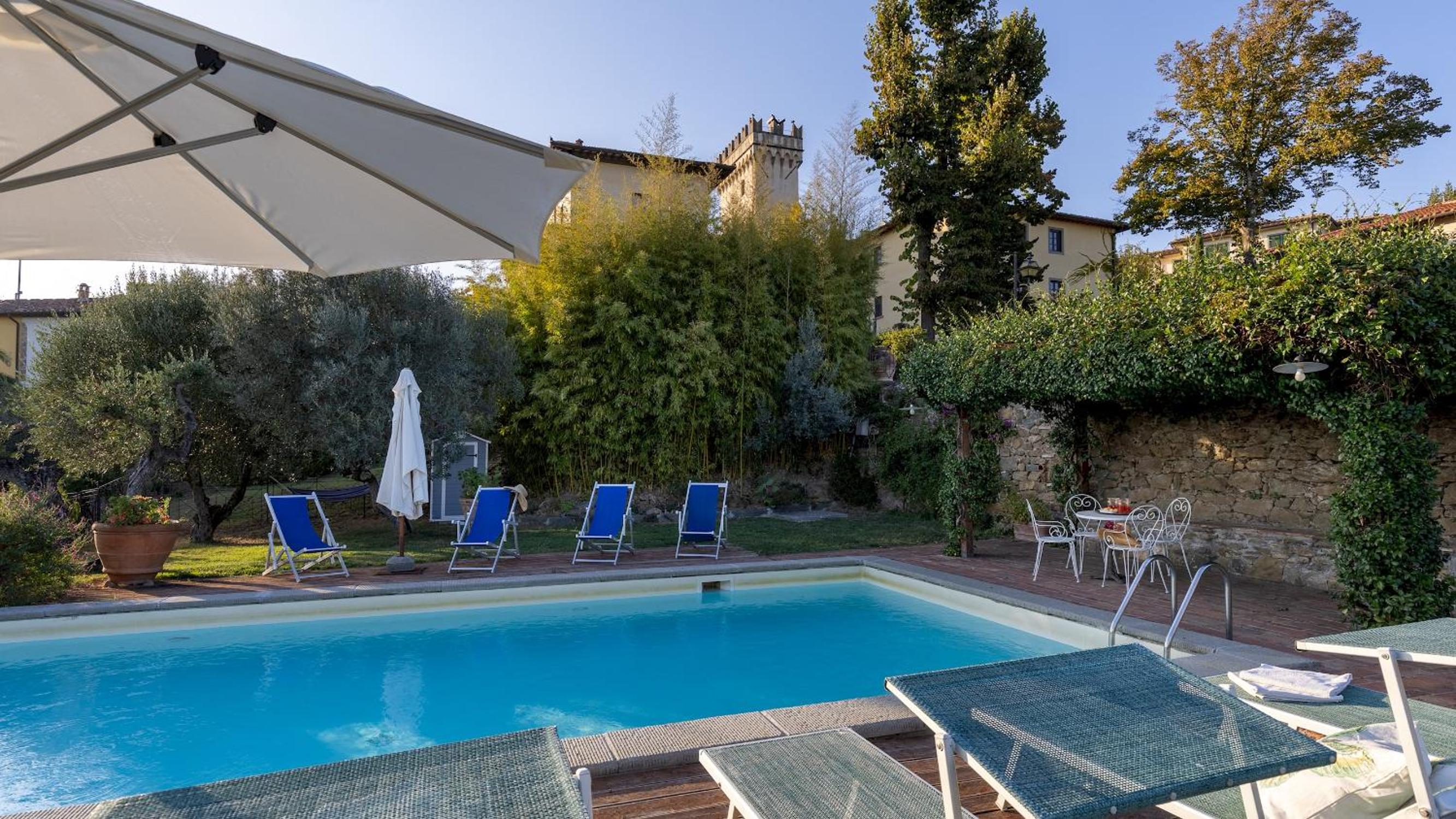VILLA TREGGIAIA 12&2, Emma Villas