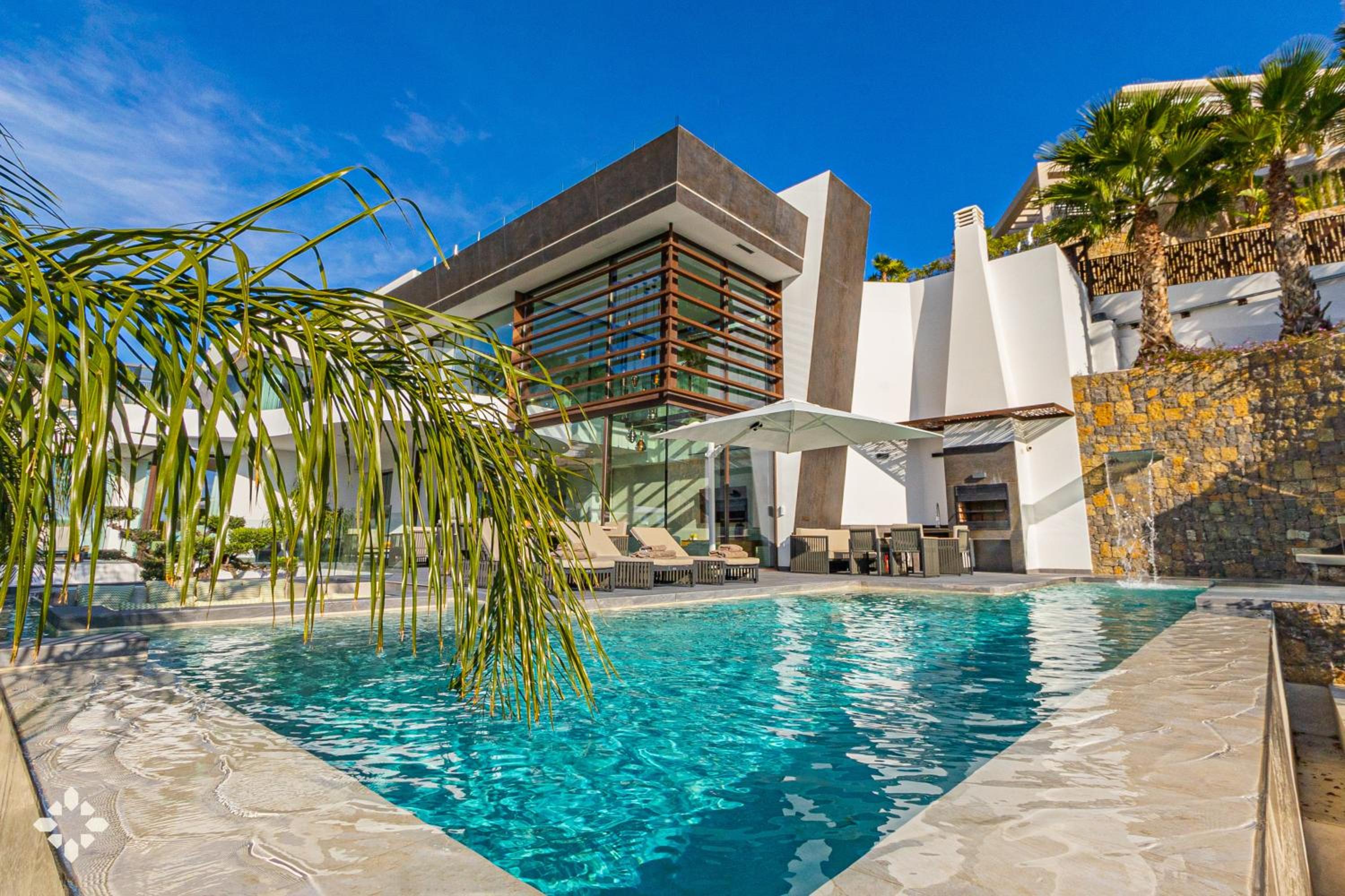 Villa Romeo by Abahana Luxe
