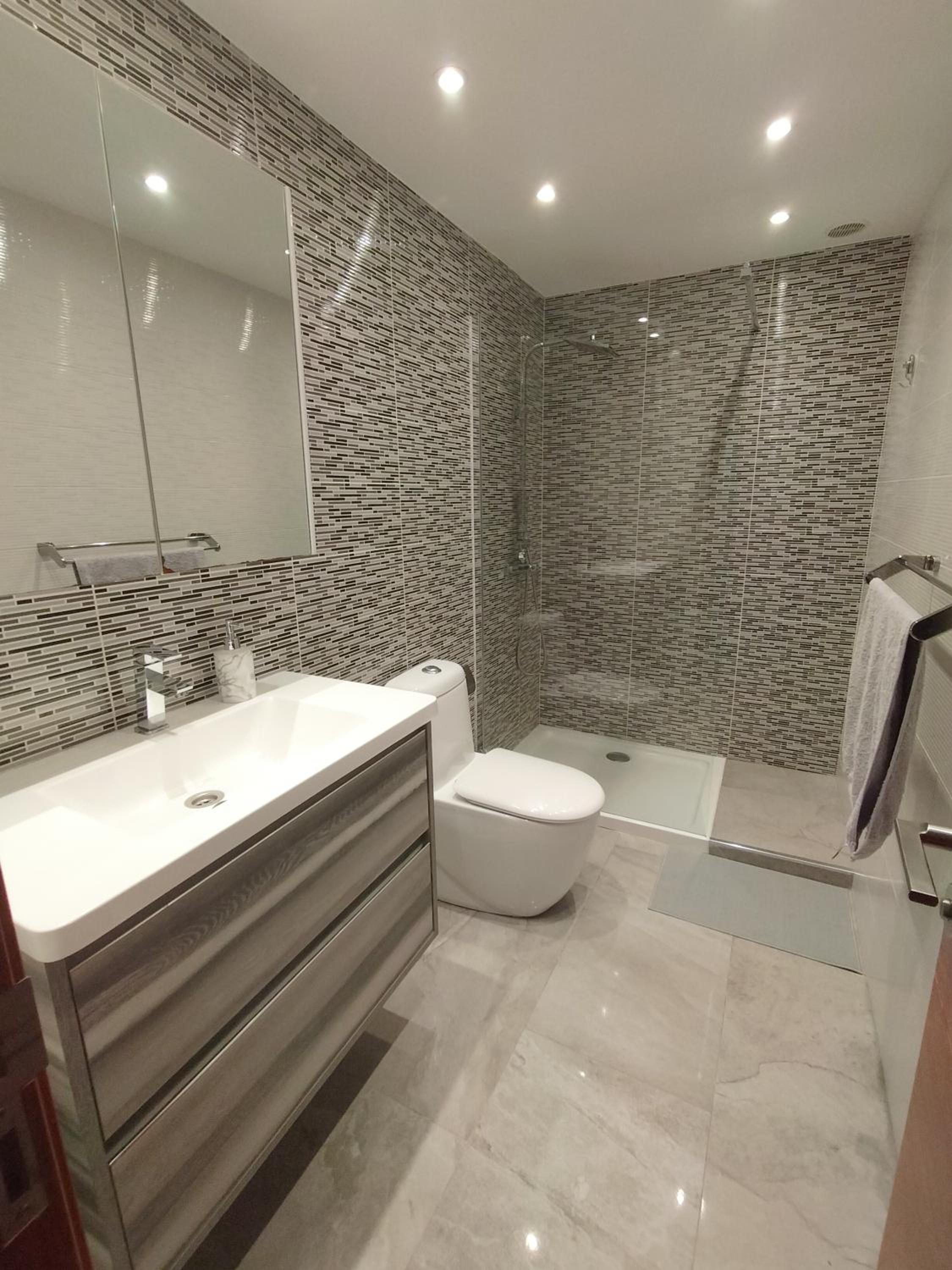 LUXURY RUBICON Jacuzzi y Piscina