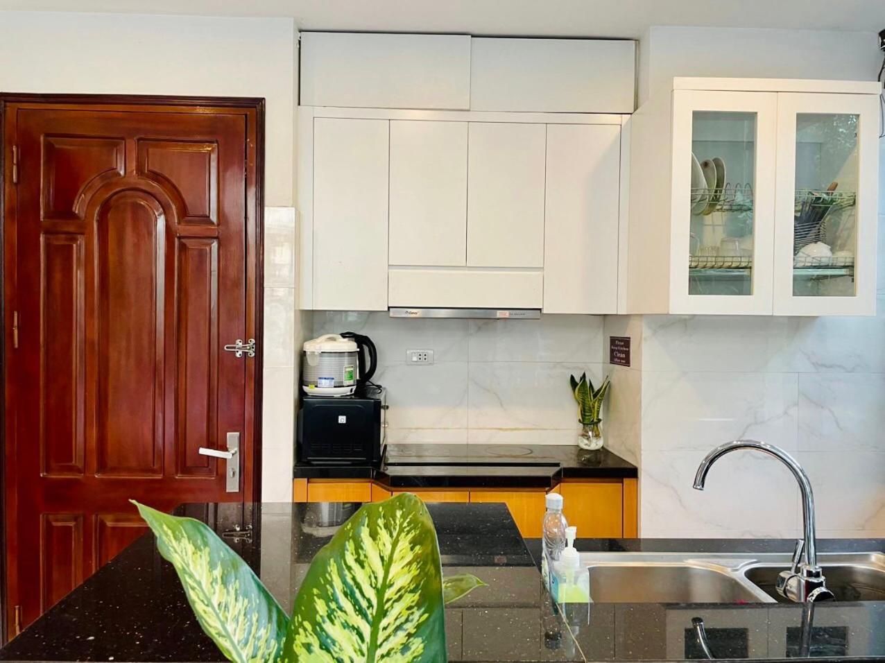 Kem Apartment 18 Ngô Quyền