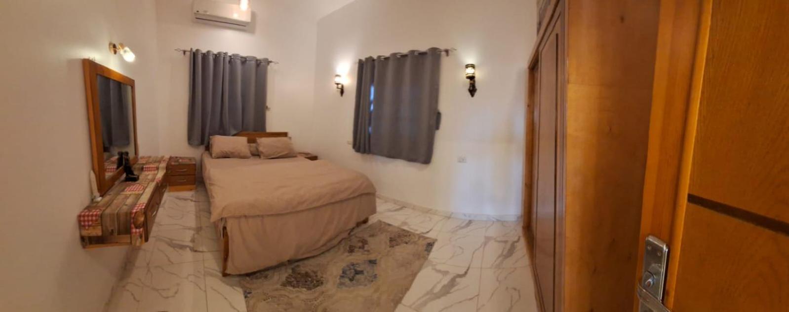 Amenhotep Apartments