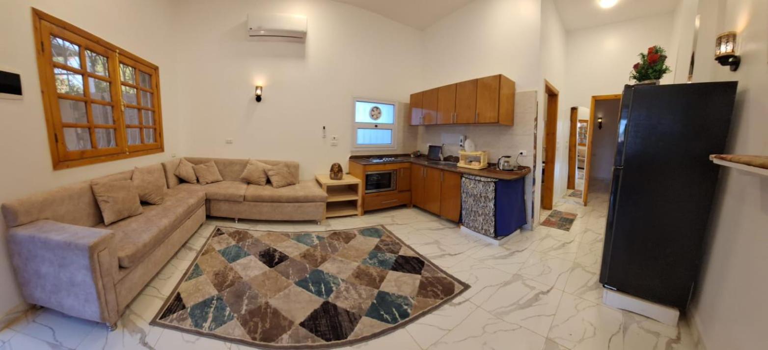 Amenhotep Apartments