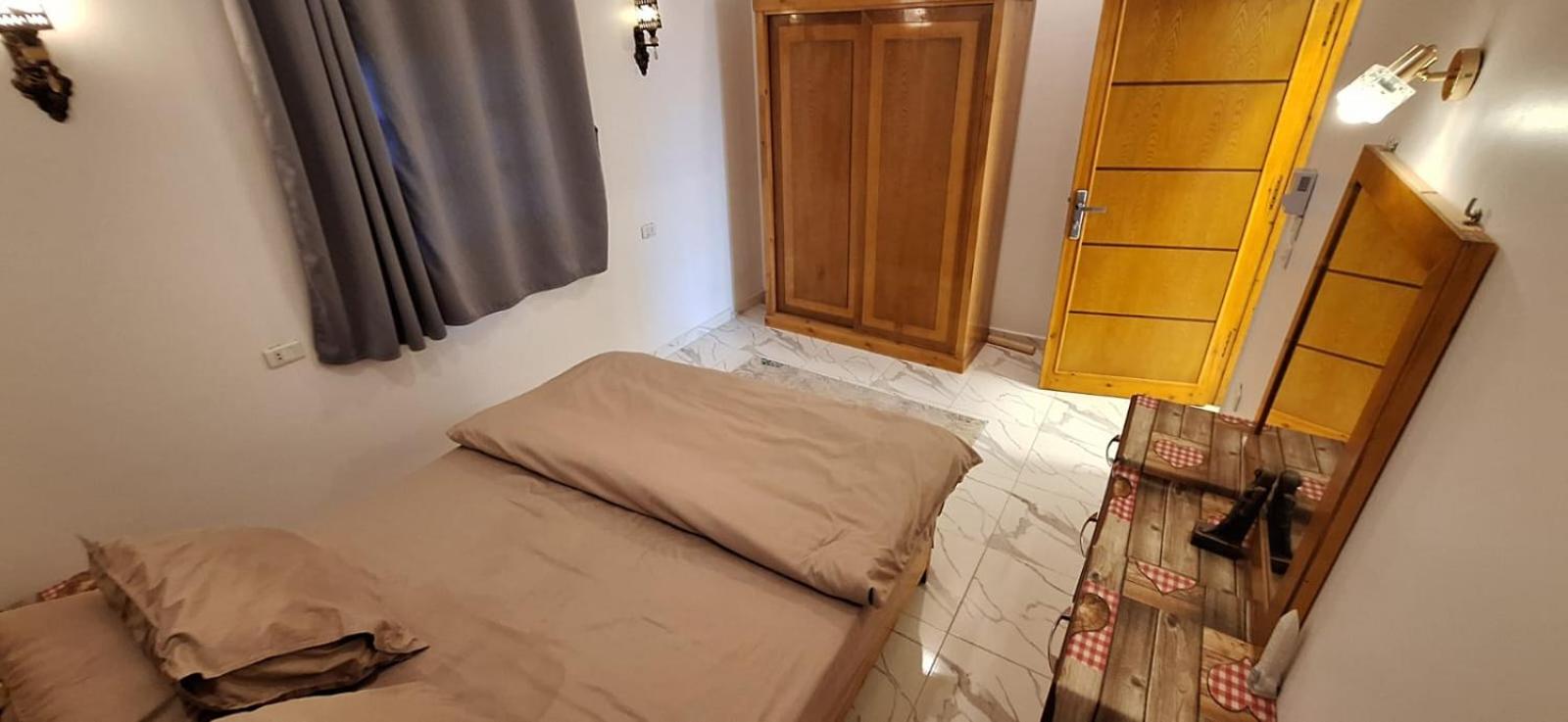Amenhotep Apartments