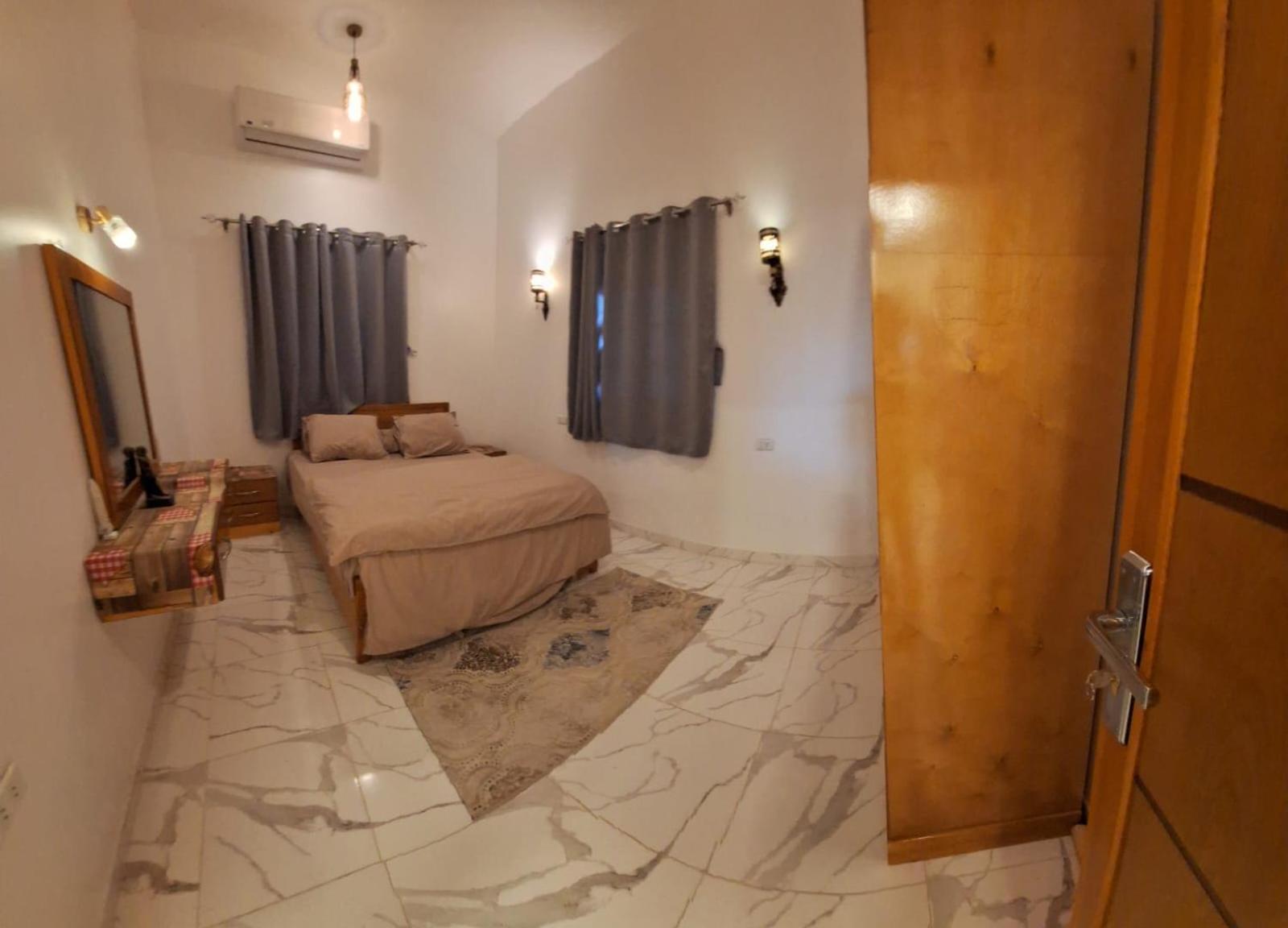 Amenhotep Apartments