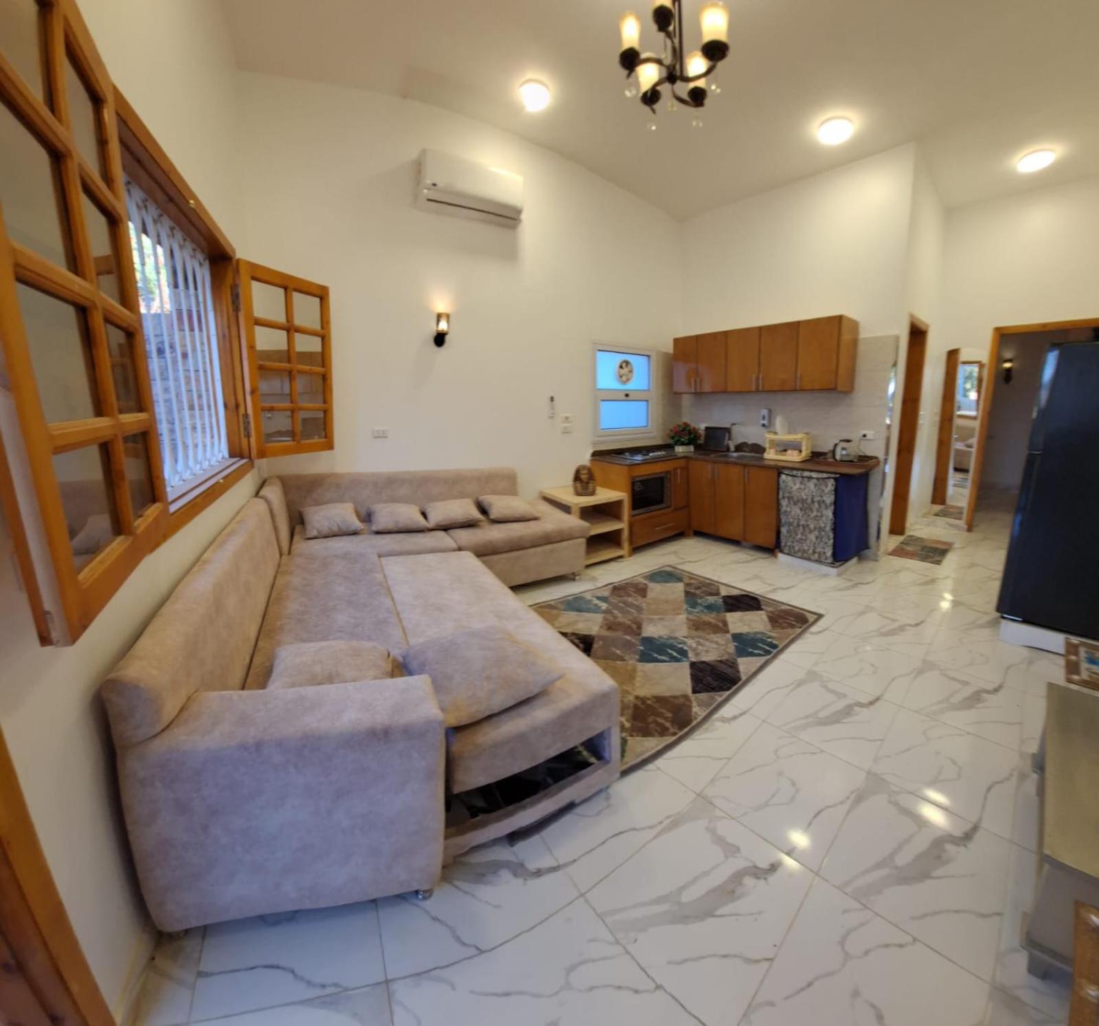 Amenhotep Apartments