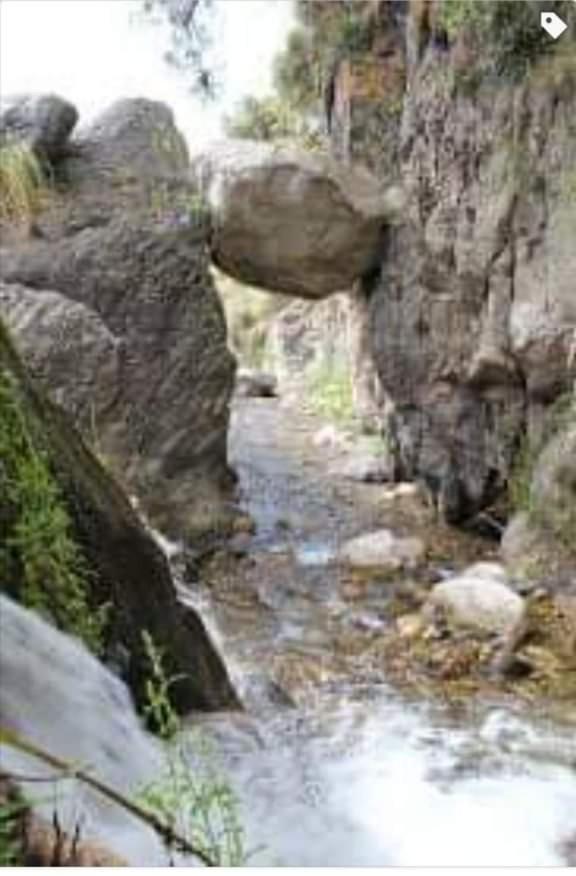 Al pie del cerro