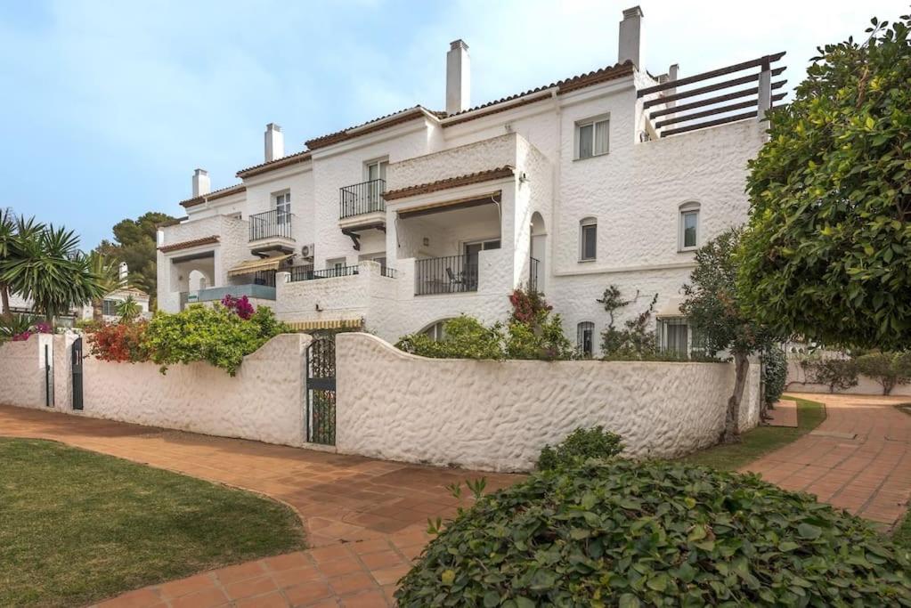 Lovely Benavista apartment walk to beach RDR361 view 5