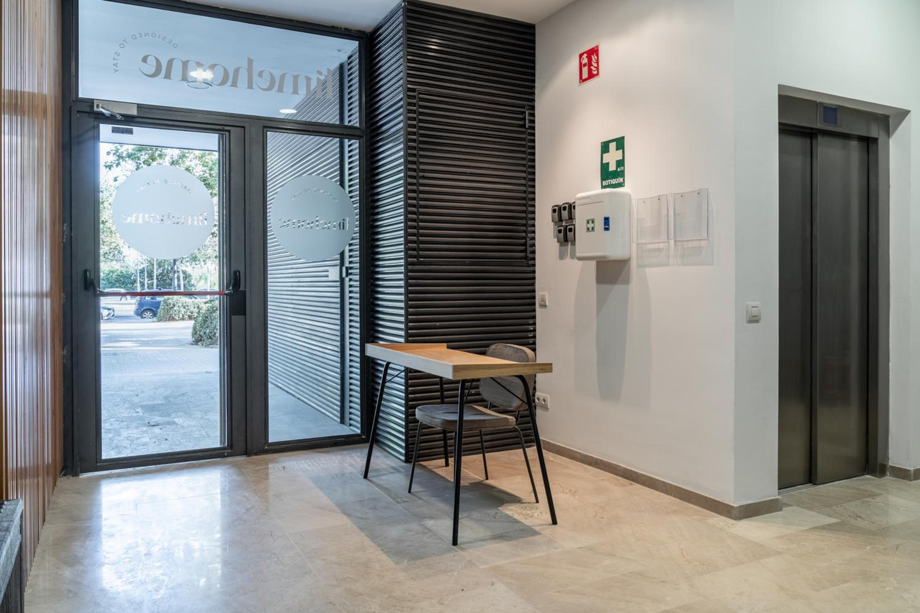 Limehome Valencia Carrer d'Antonio Ferrandis