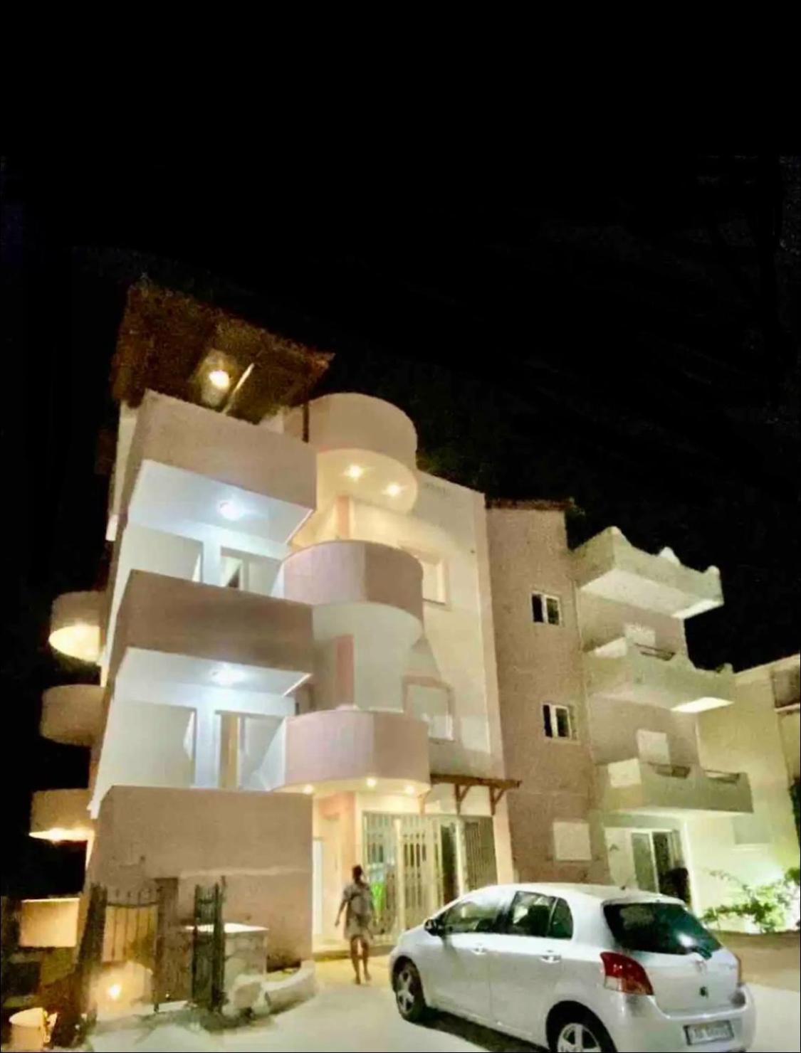 Vila Tani-2 Studios&Apartments Parking