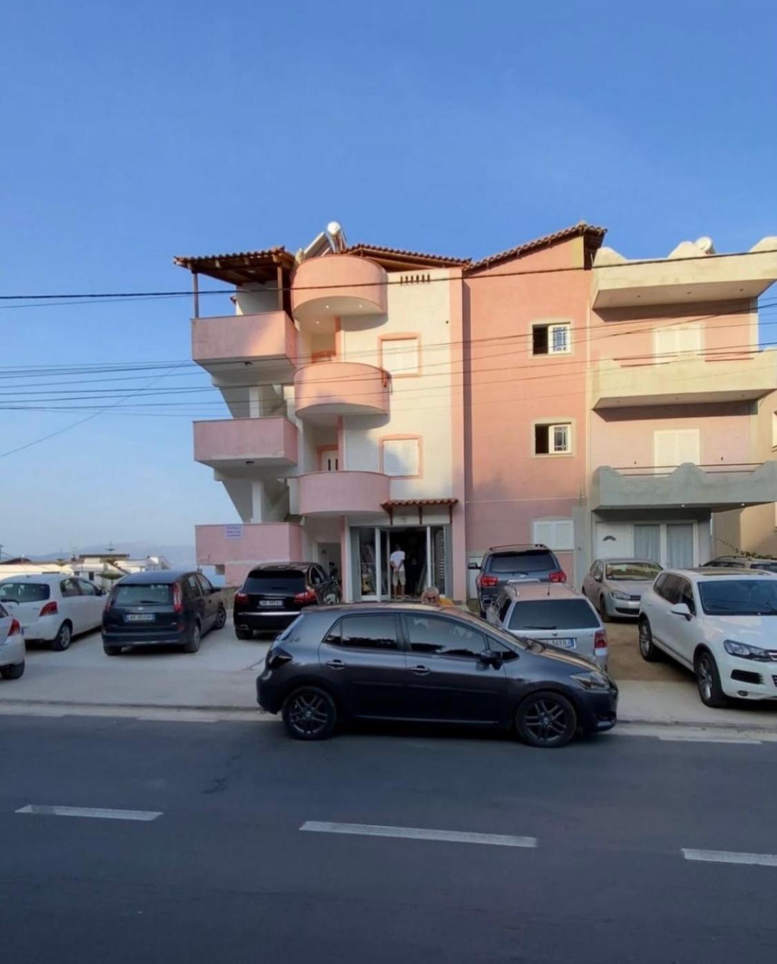 Vila Tani-2 Studios&Apartments Parking