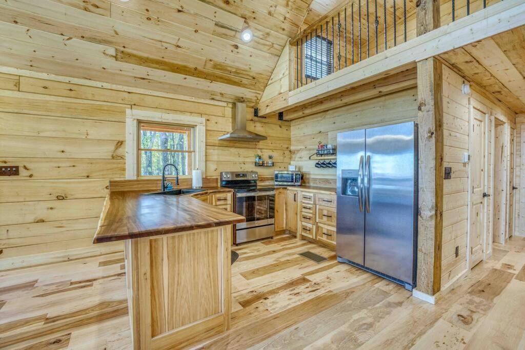 Jasper Mountain Lodge