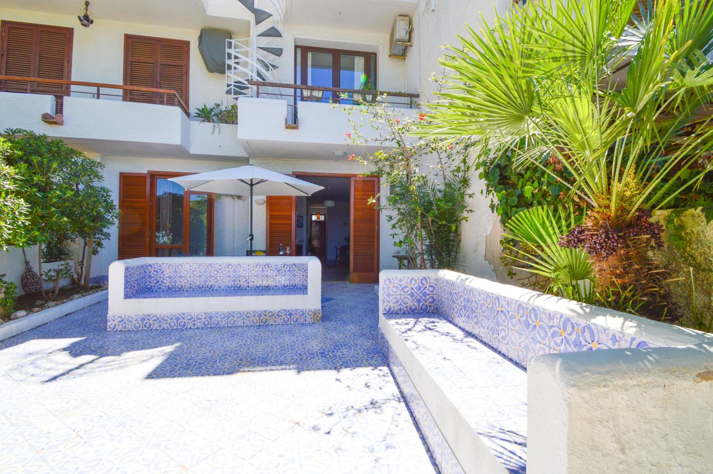 Azzurra Cottage