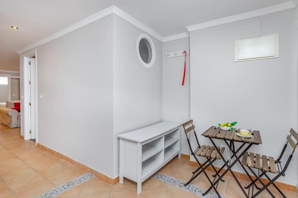 Perfect apartment on beach near Estepona RDR340 view 3