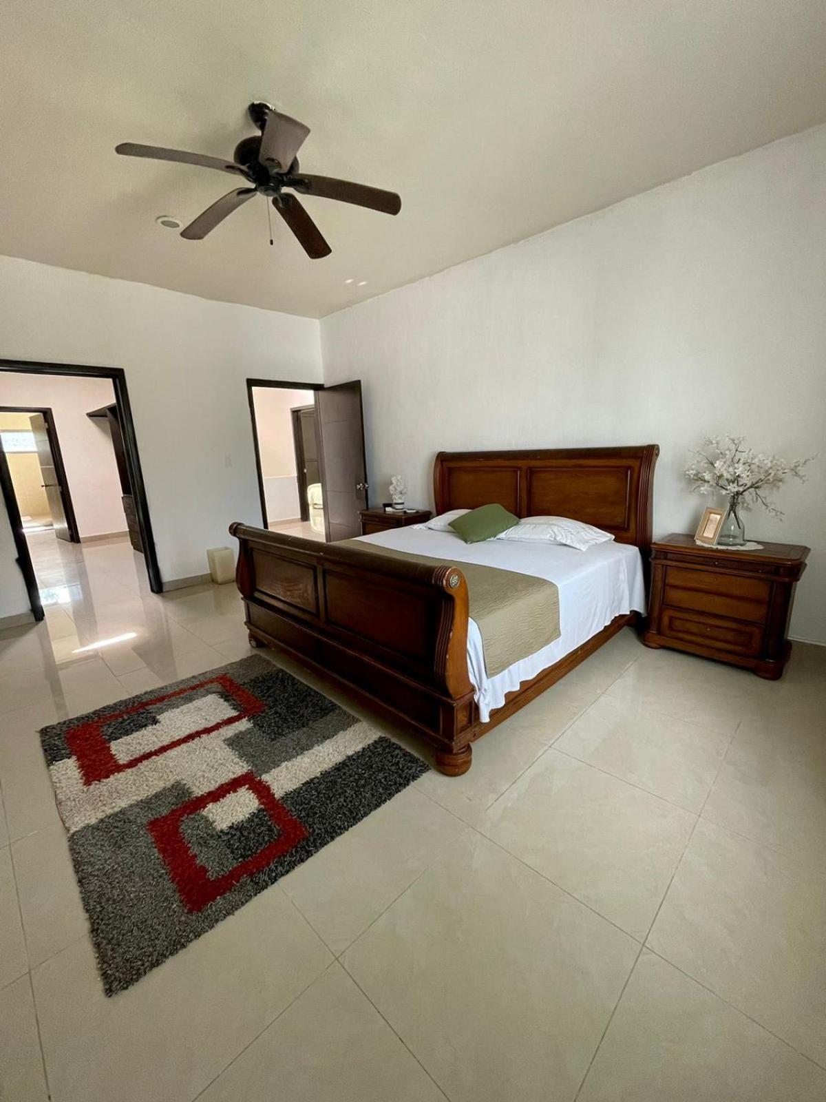 Casa con amplios espacios