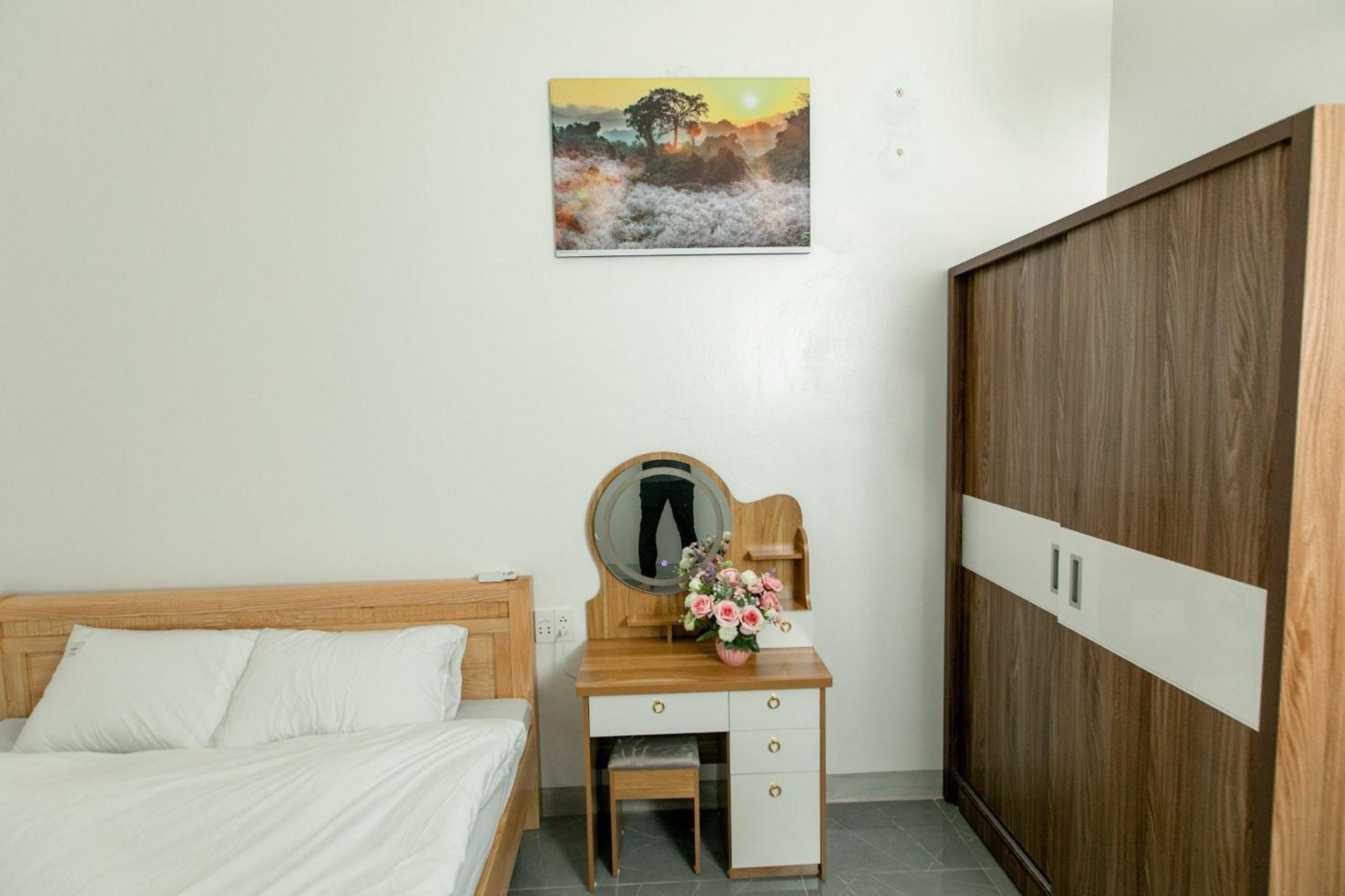 LING LING'S VILLA view 5