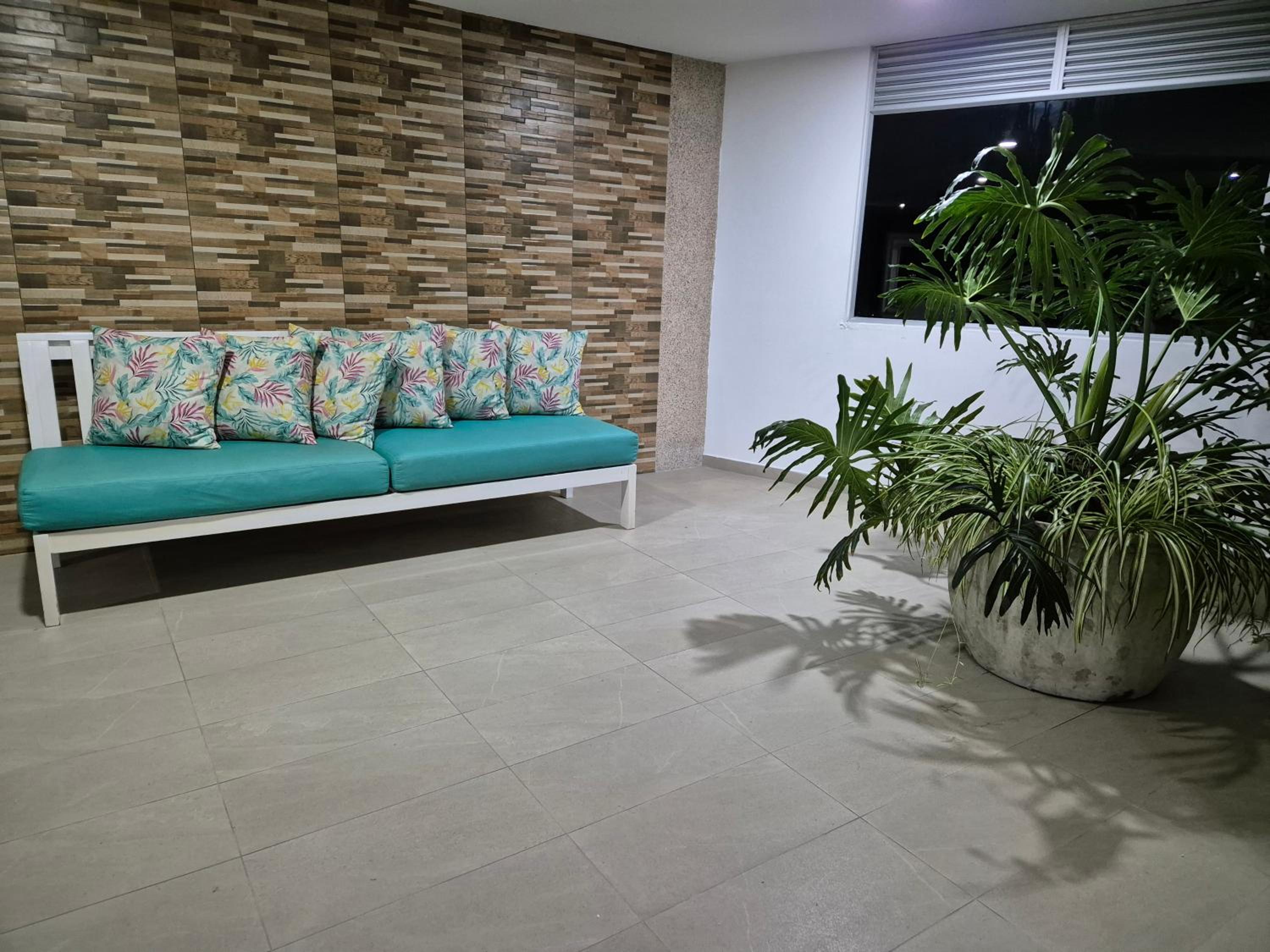 Confortable Apartaestudio - Club House Armenia
