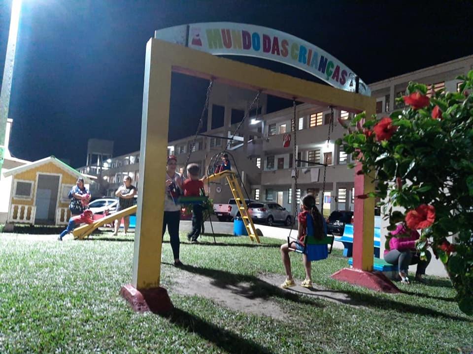 Apartamento Vista para Beira-Mar e Calçadão centro de Tramandaí