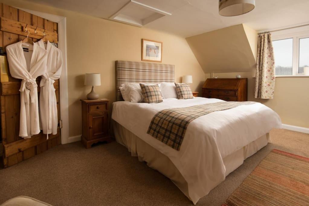 Castle Cottage, Press Mains Farm Cottages - Dog Friendly view 2