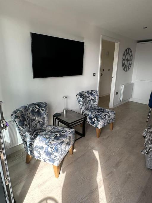 Polmear Apartments, Charlestown
