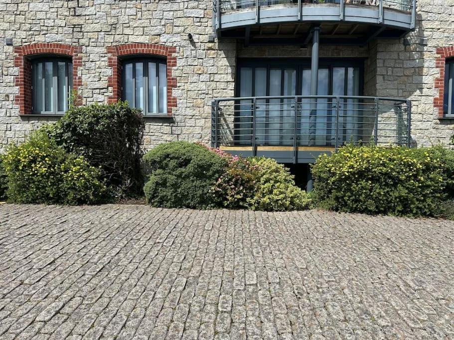 Polmear Apartments, Charlestown