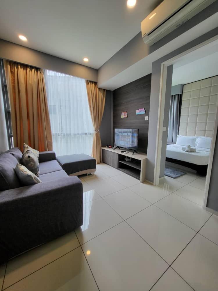 Modern And Cozy Robertson Apartment Bukit-Bintang City Centre