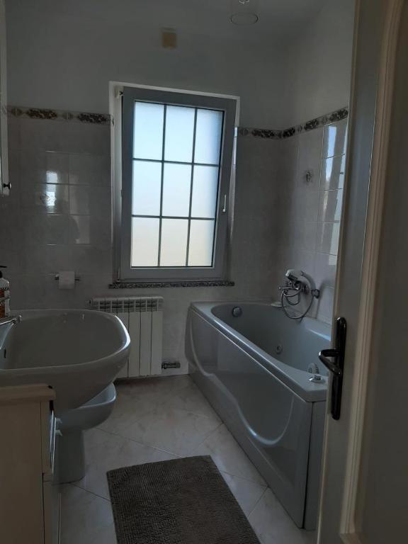Sa Mendula b&b en Matzaccara — bathroom