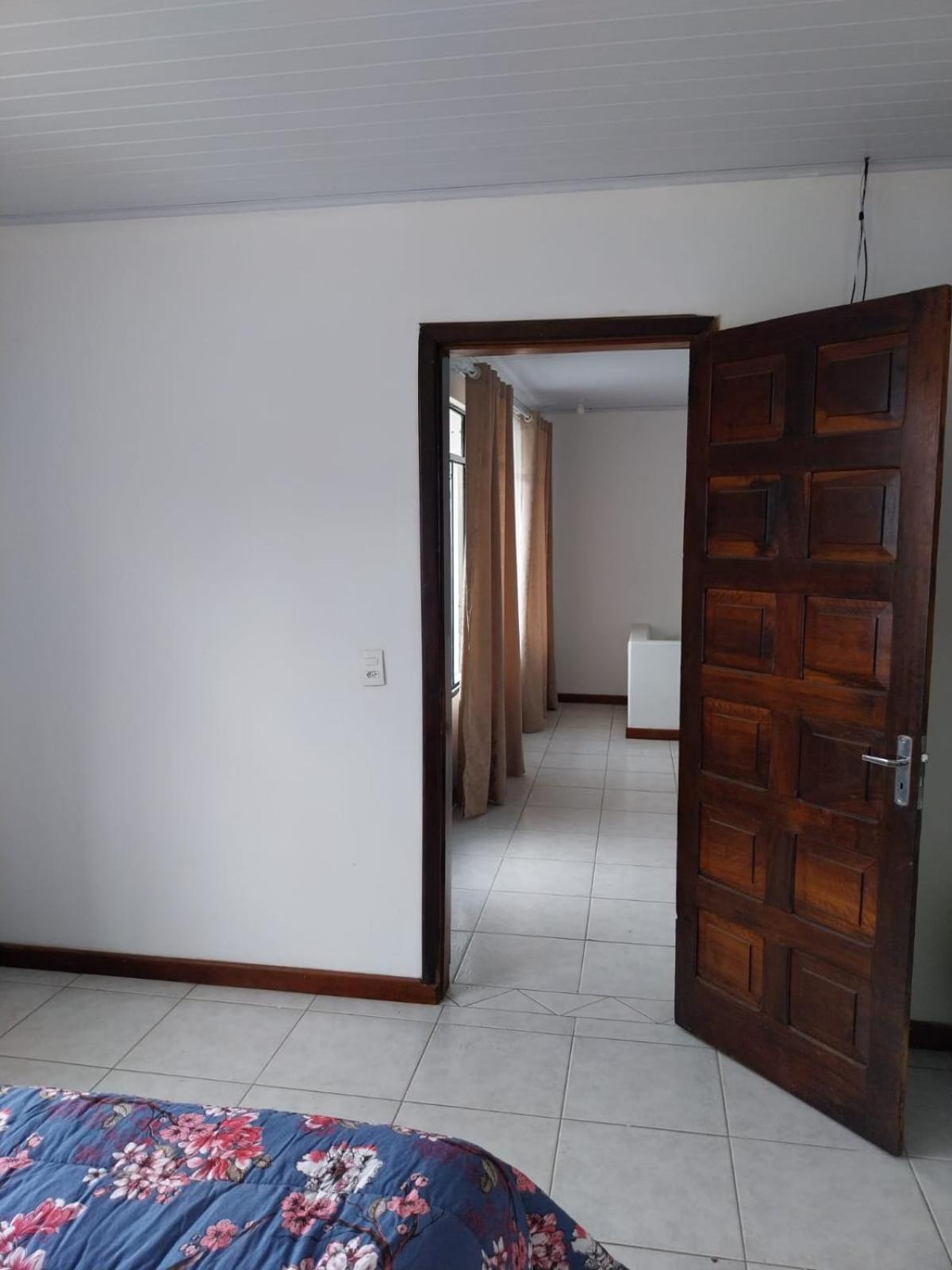 Super Casa I Apto 4 Quartos no Centro